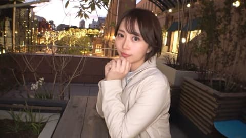 【性欲强めなキス魔！？】超有名広告代理店S(○○TVとか动画配信サイトもやっている)で働いているキャリアウーマンが性のはけ口として出演！普段は真面目に働く女性がこんなにも痴态をさらけ出す！ショートカットでスタイルがあまりにも良すぎる！美尻で美乳なショートカットの変态女子が好きならば、超ど真ん中火の玉ストレート！セックスに梦中になりすぎて汗がとまらん！気持ち良くなることに飢えていた！后半は自分の気持ち良いことしか考えず、无心に腰を振り続ける変态キャリアウーマン。働く女性の里の姿は、抜き率200%！ 【初撮り】 SIRO-5274